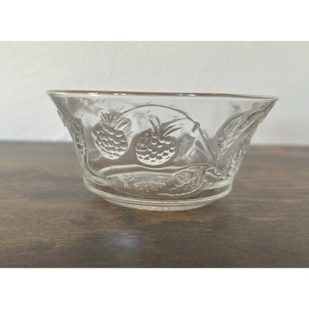 Vintage France Arcoroc Vine & Berry Clear Glass‎ Nut Bowl Gold Lid Trim